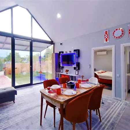 Willa Tiny House With Garden And Terrace In