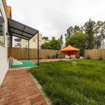 Tiny House With Garden And Terrace In Antalya